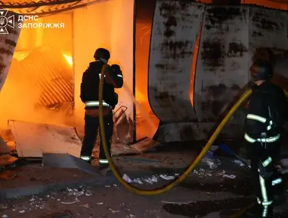 Окупанти обстріляли Суми та Запоріжжя: під удар потрапили АЗС і торговельний центр, є загиблі