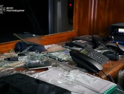Росіяни на Полтавщині атакували пожежну частину та кілька АЗС: фото наслідків