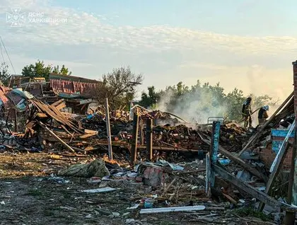 Дві жінки загинули та дві поранені після масованої атаки російських БпЛА по селу на Харківщині
