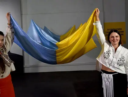 У Києві на залізничному вокзалі відкрили інтерактивний проєкт 