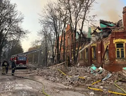 Росіяни завдали авіаударів по Слов'янську: загинула людина, є поранені та багато руйнувань
