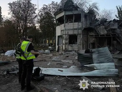 У Києві 8 загиблих, серед яких діти: фото наслідків нічної атаки