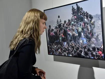 Війна, дрони та зруйновані міста: які історії показує World Press Photo 2026 у Києві