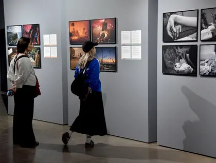 Війна, дрони та зруйновані міста: які історії показує World Press Photo 2026 у Києві