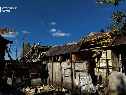 Росіяни скинули авіабомби на два райони Сум: є поранені