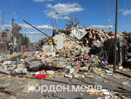 Росіяни скинули авіабомби на два райони Сум: є поранені