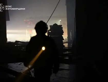 На Житомирщині через удар по індустріальному парку загинули двоє людей: фото з місця атаки