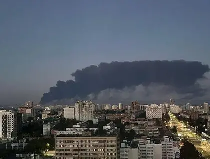 У Самарі горить Куйбишевський НПЗ. Дрони вже не вперше «відвідують» завод