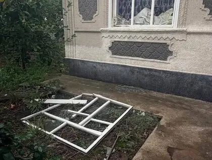 На Київщині та Вінниччині через нічну атаку пошкоджені будинки, склади та школа