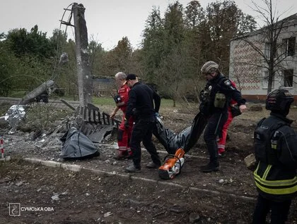 Росія скинула КАБи на Суми: 16-річна дівчина та літня жінка загинули, є поранені