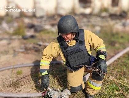 Росіяни завдали масованих ударів по чотирьох містах на Житомирщині: є багато влучань