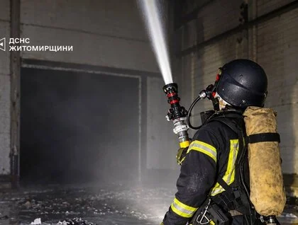 Росіяни завдали масованих ударів по чотирьох містах на Житомирщині: є багато влучань