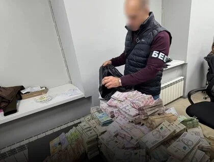 БЕБ і ОГП вилучили 630 млн готівки в межах справи про нелегальні обмінники