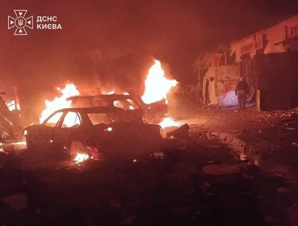 Пожежі у Києві та двоє загиблих: ДСНС публікує фото наслідків ворожої атаки