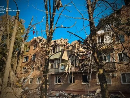 Окупанти атакували багатоповерхівку у Прилуках: четверо загиблих та 20 постраждалих, серед них є діти