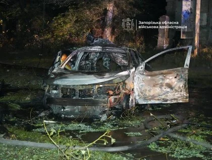 Окупанти вдарили по п’ятиповерхівці в Запоріжжі: є загиблі, під завалами ще можуть перебувати люди