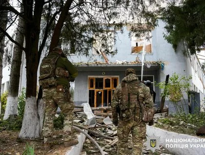 У Рівному вже 25 постраждалих внаслідок удару дрона по університету: фото наслідків