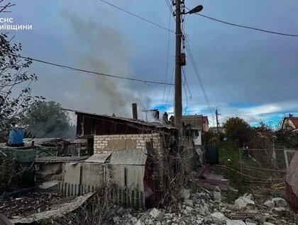 Дрони атакували два райони Київщини: поранено жінку