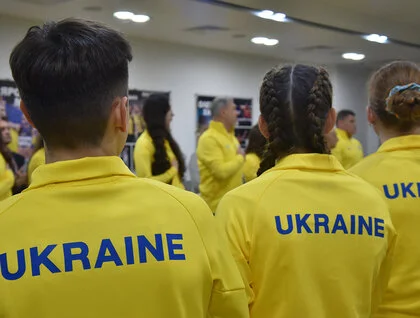 Українську збірну урочисто провели на Юнацькі Олімпійські ігри в Африку
