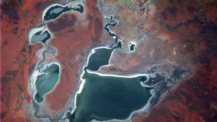 Околоземная орбита, МКС: астронавт Крис Хэдфилд сфотографировал Австралию с борта МКС