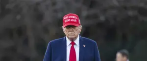 Трамп остановил военную помощь Украине